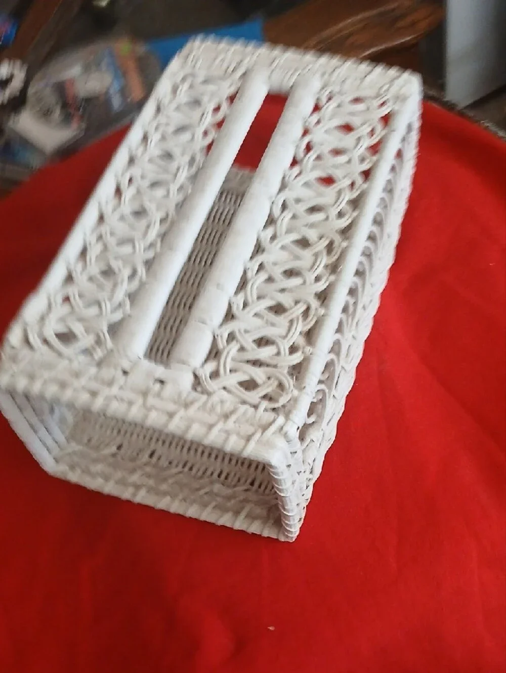 White Wicker Tissue Box Cover
